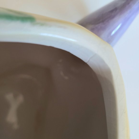 Vintage 1980s Fish shape cookie/biscuit jar. - Picture 13 of 13